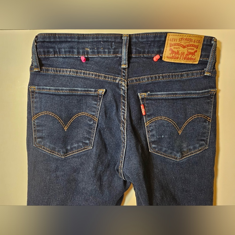 Levi's 711 skinny denim jeans women's 25 NWOT cotton blend navy